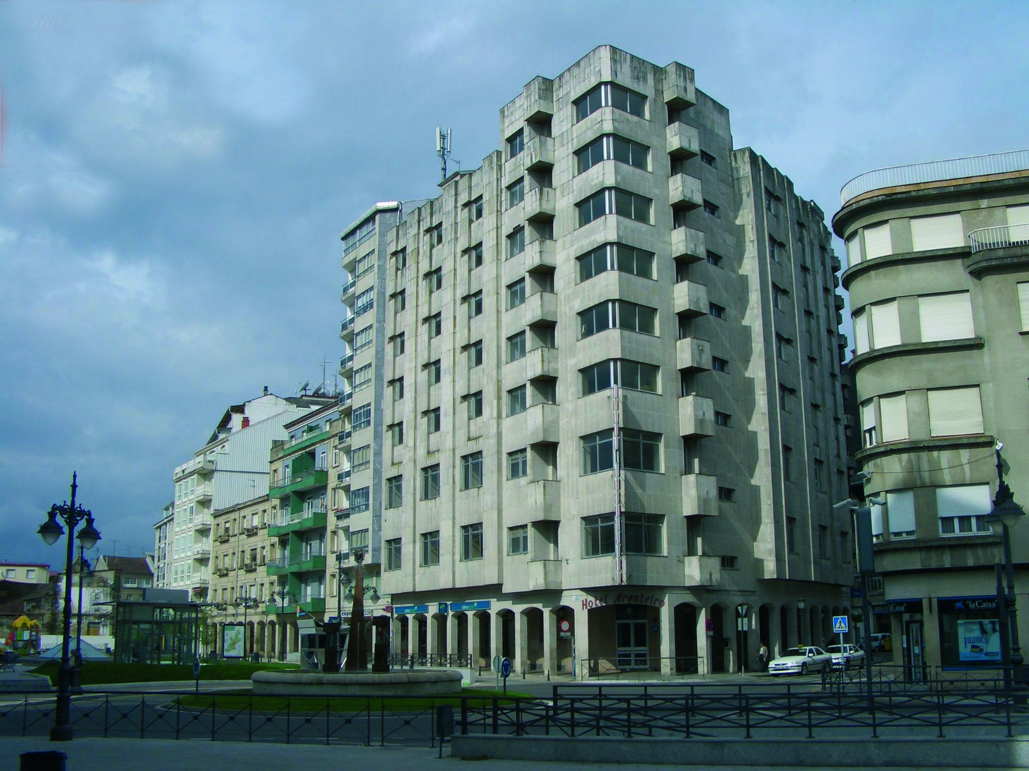 Aparthotel Arenteiro Carballino Exterior photo